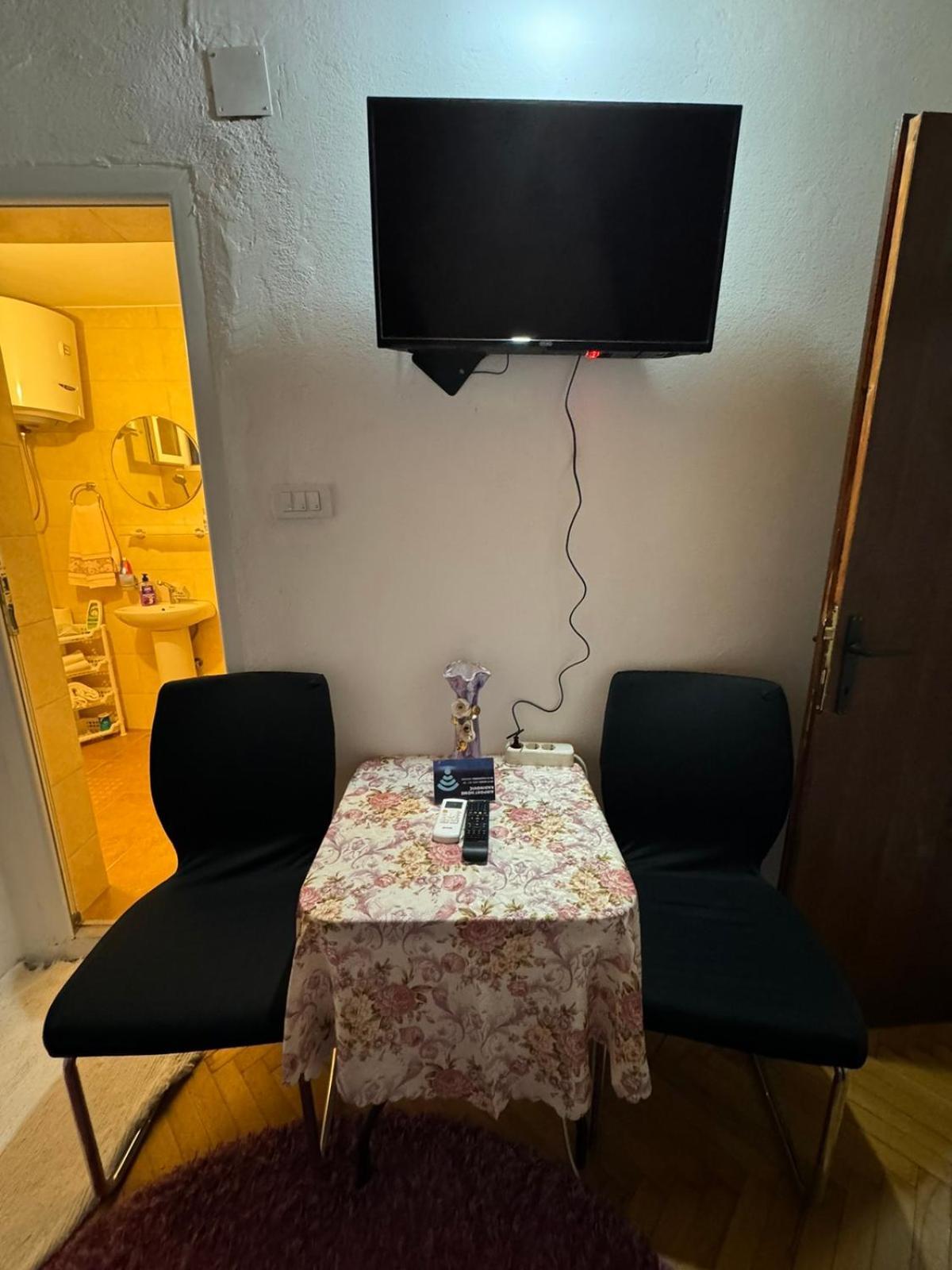פודגוריצה Airport Home Radinovic מראה חיצוני תמונה