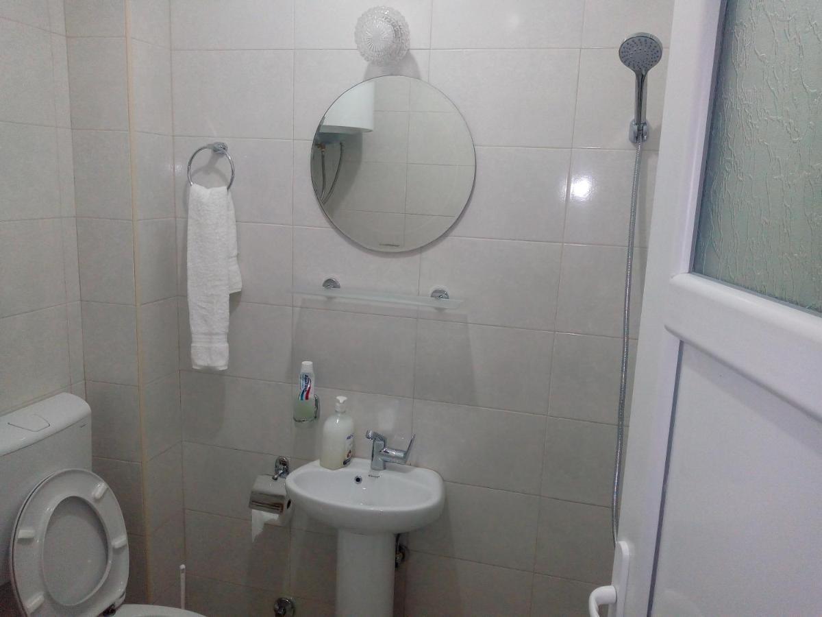 פודגוריצה Airport Home Radinovic מראה חיצוני תמונה